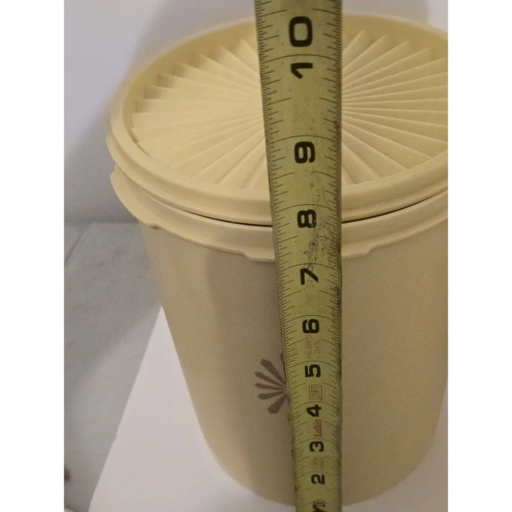 Tupperware 3pc yellow
